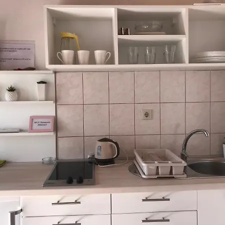 Apartment Lola